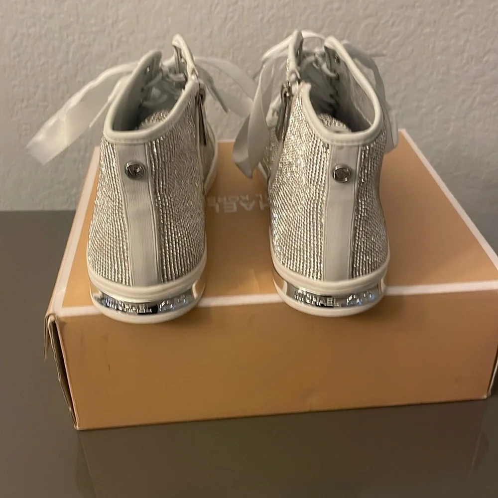 Women's White High-Top Sneakers Michael Kors Never used perfect condition - Picture 4 of 4